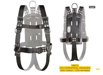 FULL BODY HARNESS WITH SHOULDER ADJUSTERS 